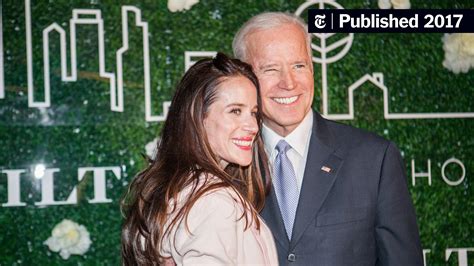 Joe Biden Drops By A Fashion Party The Reason His Daughter The New