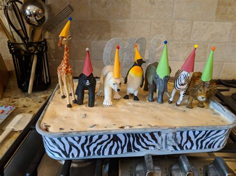 The Complete Guide To A Zoo Themed Party Decorations Zoo Birthday