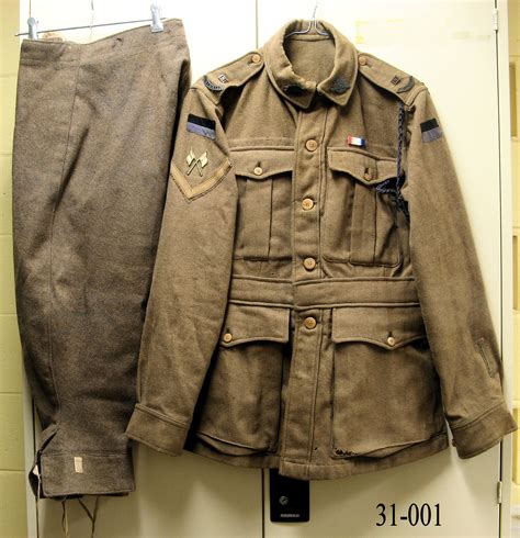 world war i uniforms and what they mean