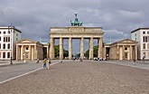Viajero Turismo: La Puerta de Brandenburgo en Berlín, Alemania
