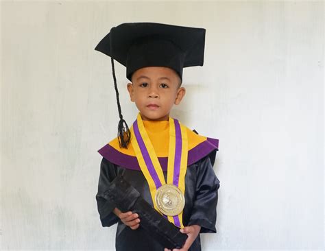 Paud Latar Wisuda Tk Background Wisuda Tk Di Wisuda Tahun Ini