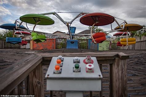 Haunting Images Show Remains Of Abandoned Wild West Themed Amusement Park