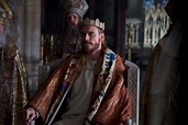 Movie review: Fassbender’s ‘Macbeth’ is ferocious, unhinged - The ...