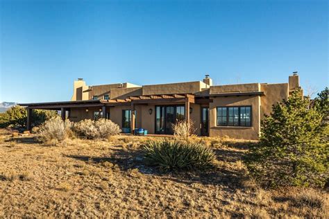 Pueblo Style Home Fits Perfectly Into The New Mexico