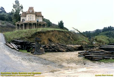 Universal City An Image Gallery Psycho House And Bates Motel