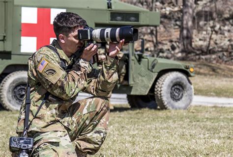 You Can Learn Newsroom Media And Photojournalism Skills In The Guard