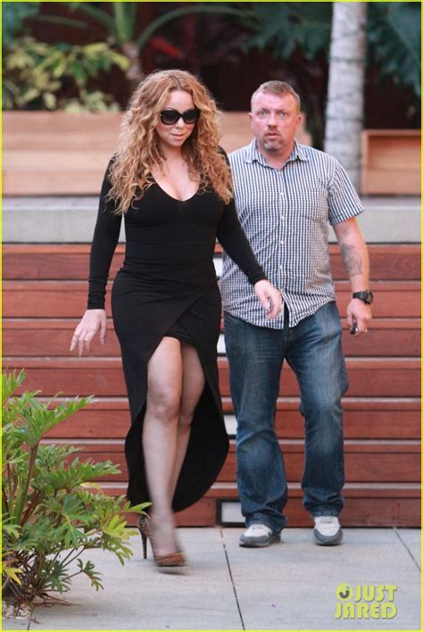 Mariah Careys Daughter Monroe Gets Her Ears Pierced See The Pic