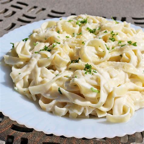 Fettuccini Alfredo Sundaysupper Junedairymonth Recipes Food And Cooking