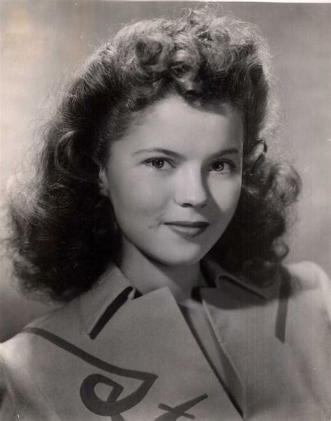 Shirley Temple Almost All Grown Up 1940s Golden Age Hollywood The Ladies Pinterest