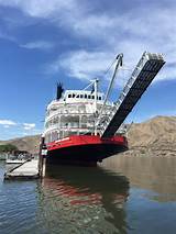 Columbia River Cruise Ship Photos