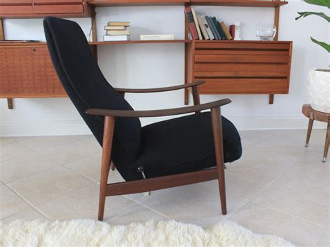 Mid Century Modern Scandinavian High Back Rocking Lounge Chair Recliner