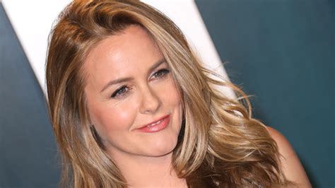 Alicia Silverstone Poses Nude For The First Time Ever Woman And Home