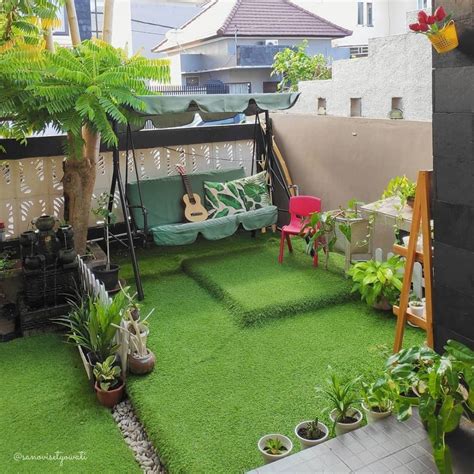 Inspirasi Rumah Dua Lantai Dengan Lb M Ada Taman Rumput Sintetis