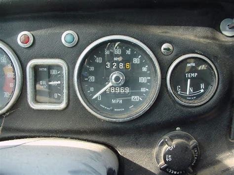 MGB GT MGB GT Candidate Instrument Panel Oil P And T Engine Running