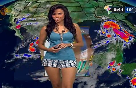 Most Beautiful Weather Women Susana Almedia In Mexican Weather