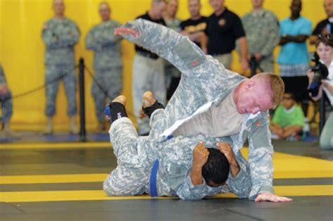 Soldiers Earn Slots For Army Combatives Championship Article The