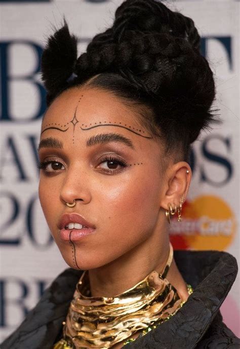 Fka Twigs Beauty Icons Tribal Makeup Natural Eyebrows