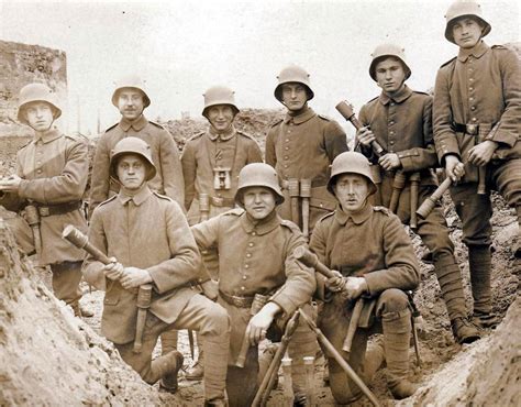 Captured French Soldiers Eating Pow Camp Germany Ww1 8x10 World War I