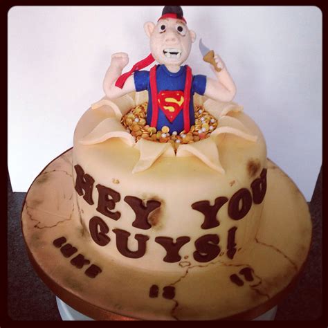 Patrick pinak, december 16, 2020 3:22 pm. Sloth from The Goonies birthday cake! Hey you guys! | Cake ...