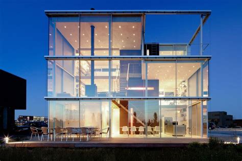 20 Modern Glass House Designs And Pictures