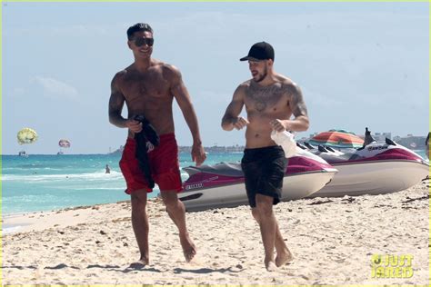Photo Jersey Shore Pauly D Vinny Go Shirtless In Cancun 46 Photo