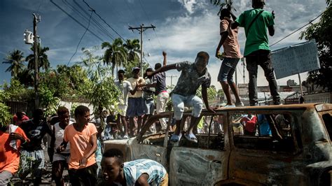 Le président jovenel moïse assassiné dans la nuit dans sa résidence privée. 'There Is No Hope': Crisis Pushes Haiti to Brink of ...