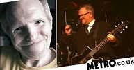 Tim Smith dead: Tributes pour in for Cardiacs frontman | Metro News