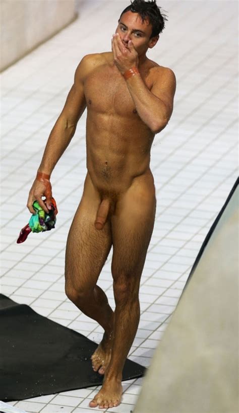 Post Tom Daley Fakes