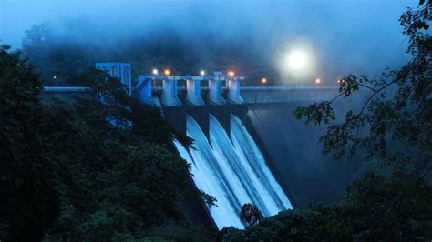 Kerala Rains Intensify All 5 Floodgates Of Idukki Dam Opened After 40