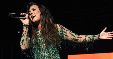 Demi Lovato Rocks Green Bodysuit For Performance In Vegas Demi