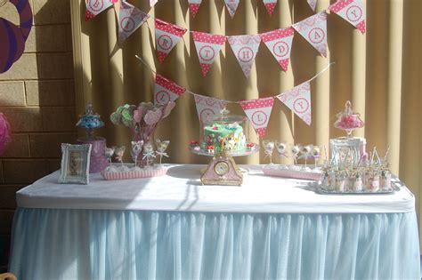 Alice In Wonderland Cake Table Wish Upon A Party