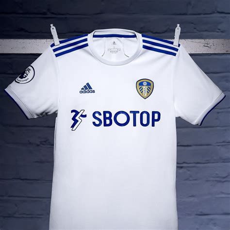 This page contains an complete overview of all already played and fixtured season games and the season tally of the club leeds in the season overall statistics of current season. Leeds United thuisshirt 2020-2021 - Voetbalshirts.com