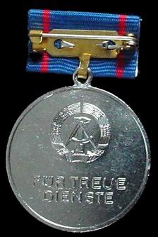 Ddr (ddr) showing signs of being strong and under the radar. Medal for Merit in Sea Transport - Germany: Post 1945 ...