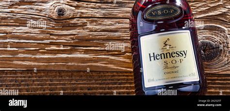 Hennessy Logo Hi Res Stock Photography And Images Alamy