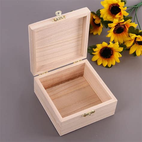 Handmade Unfinished Small Wooden Storage Box With Lid For Collection Of