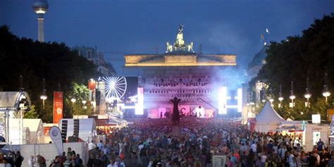 Merz gegenüber akk hoch im kurs. SPD-Geburtstag: Ein Kaiser und die SPD - taz.de