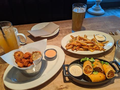 10% off with valid military id. Brown's Socialhouse - Burnaby - Curiously Carmen