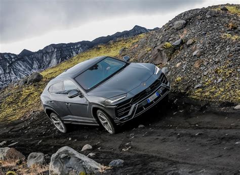 200 x 200 jpg pixel. Lamborghini Urus - характеристики, комплектации, фото ...
