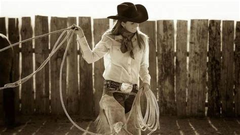 Cowgirl Wallpapers Top Free Cowgirl Backgrounds Wallpaperaccess