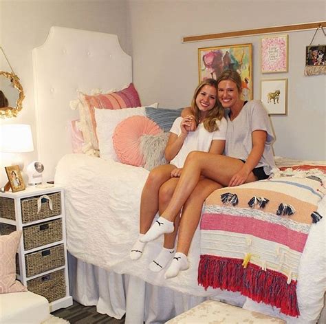 Pin By Jacq On College In 2020 Dorm Bedroom Girls Dorm Room Dorm