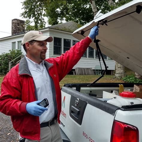 Pest control can be tricky; Selecting the Best Bat Removal Professional - Modern Pest