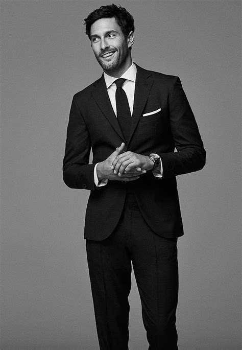Campaign Noah Mills For Massimo Dutti Spring 2016 Noah Mills Photography Poses For Men Men