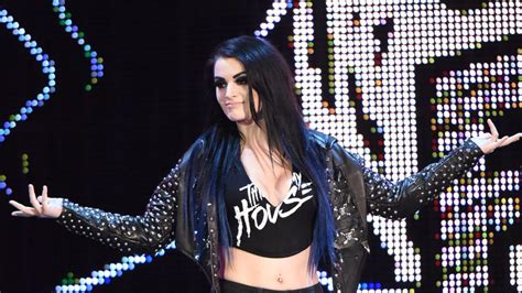 Lana And Paige Battle Over Controversial Comments On Raw WWE