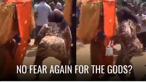 Watch As Woman Twerks Dances In Front Of Two Masquerades Youtube