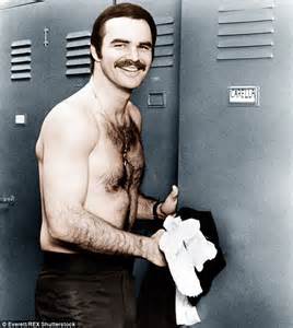 Burt Reynolds Reveales How Editors Persuaded Him To Pose Naked For Cosmopolitan Daily Mail Online