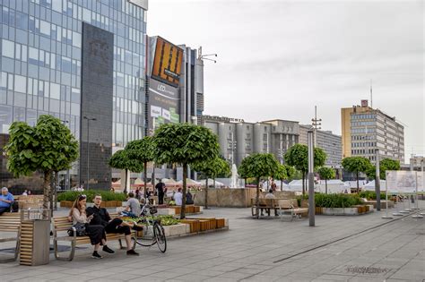 Kamera internetowa zainstalowana w katowicach (rynek). Atrakcje Katowic. Pełen przewodnik po stolicy Górnego Śląska
