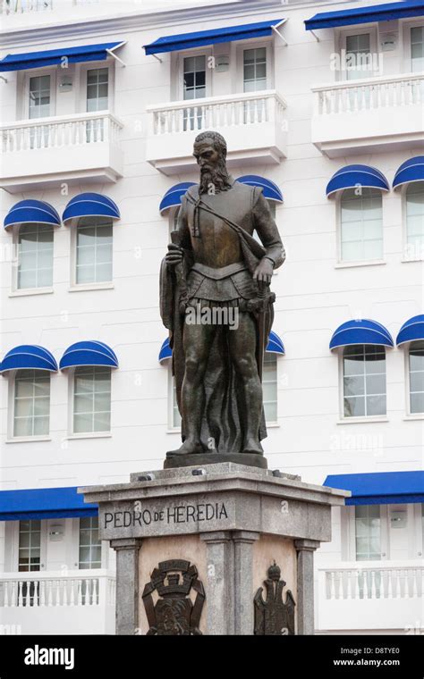 Pedro De Heredia Statue Plaza De Los Coches Cartagena Colombia Stock