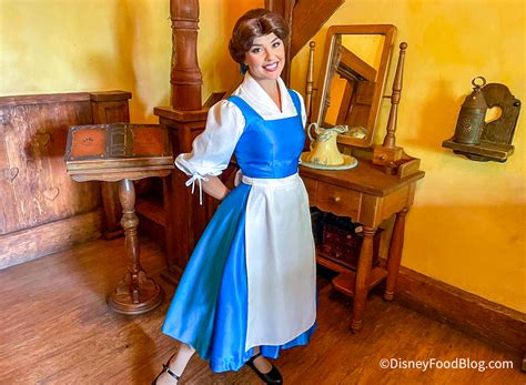 All The Character Meet And Greets That Returned To Normal In Disney