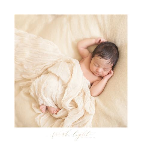 Newborn Photographer Houston Kinnaris Glimpse Fresh Light Photography