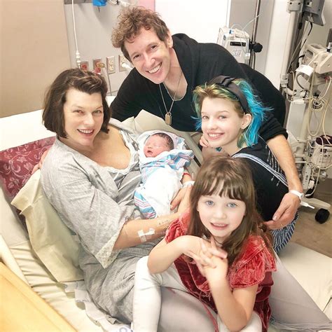 Milla Jovovich And Ws Anderson From 2020 Celebrity Babies E News